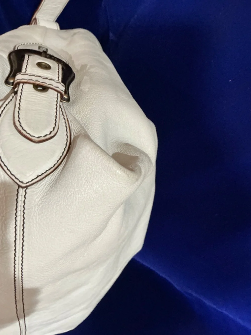 Fendi Borsa Doctor Hobo Bag white leather